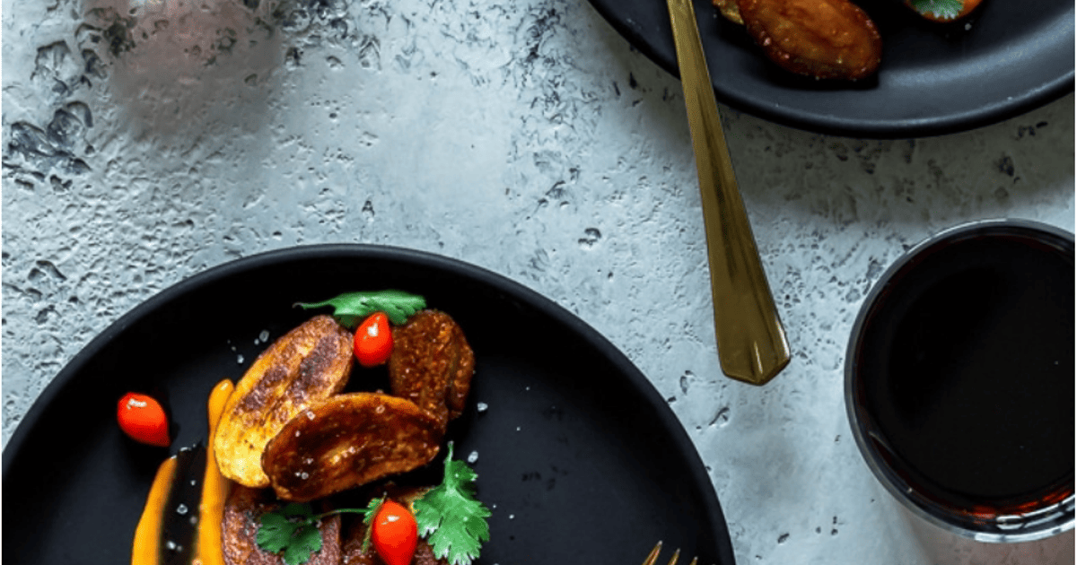 J. Lohr | Crispy Patatas Bravas with Piquillo Pepper Aioli