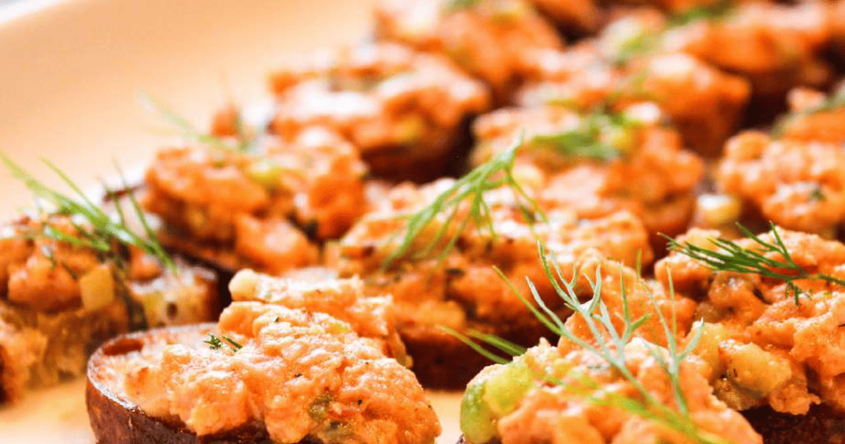 J. Lohr | Moroccan Salmon Tartar with Ras El Hanout