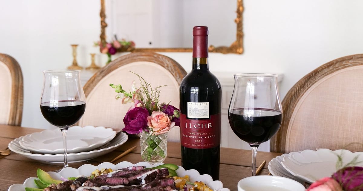 J. Lohr | Grilled Steak & Blue Cheese Salad with Grilled Corn