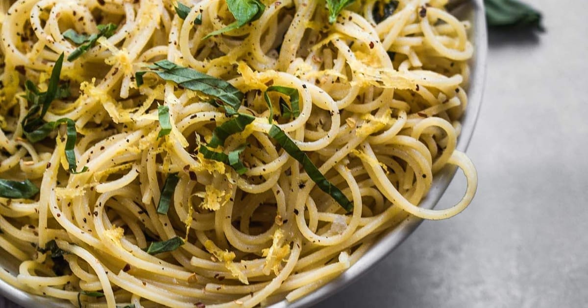 J. Lohr | Easy Lemon Pasta