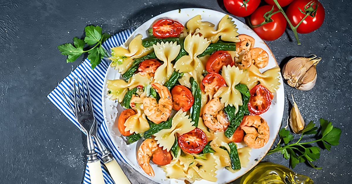 J. Lohr | Roasted Tomatoes with Cajun Shrimp, Bowtie Pasta, Spinach,…