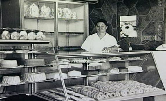 First bakeshop: Robert’s Bakery in Hilo, Hawaii (black and white image)