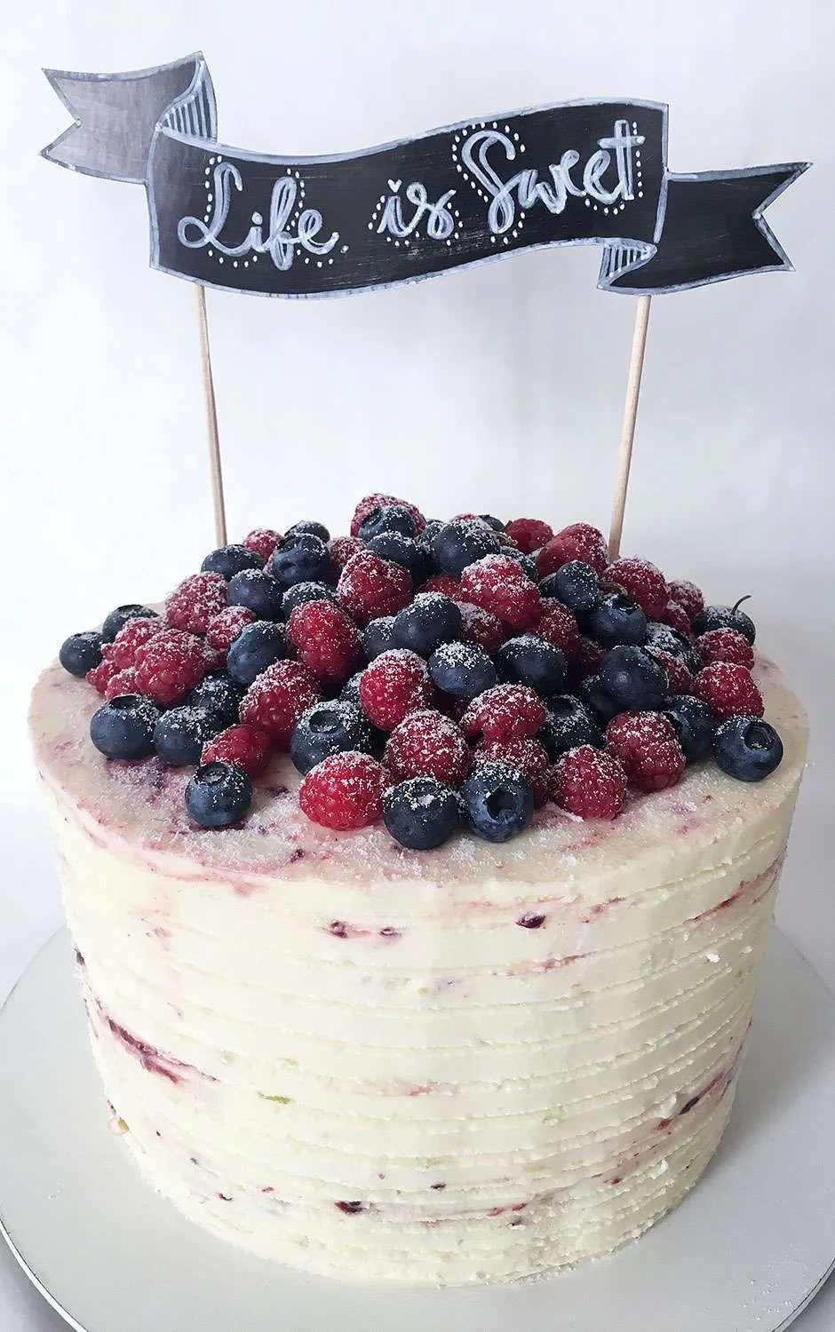 BOLO RED VELVET 😱❤️ . Sim, a receita mais esperada por vocês! Essa fi