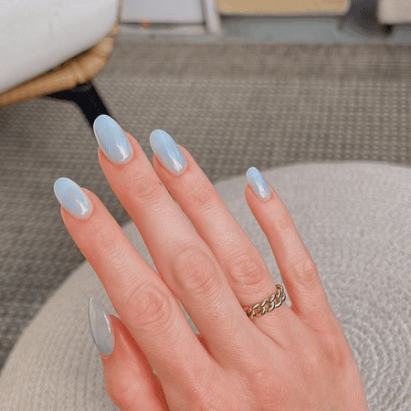 Blueberry Milk Nails- Tendência de Unha para a Primavera