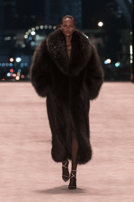 Desfile saint laurent- paris fashion Week