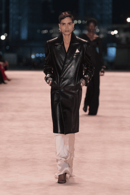Desfile saint laurent- paris fashion Week
