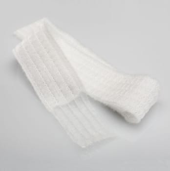 Aquacel Hydrofiber, sårbandage med forstærkede fibre, steril, 2 cm x 45 cm