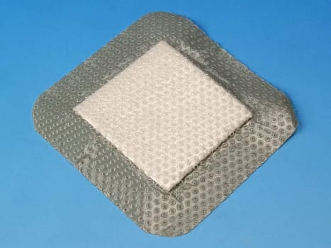 Mepilex transfer, skumkontaktlag med Safetac silikone, steril, 7,5 cm x 8,5 cm