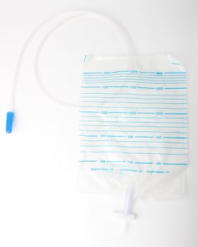 Curion, urinpose, 110 cm slange krydsaftap/FF, DEHP-fri, 2000 ml