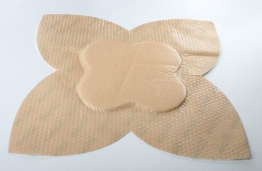 Kliniderm Foam Silikone Border, Multisite skumbandage med bred border, steril, 20 cm x 20 cm