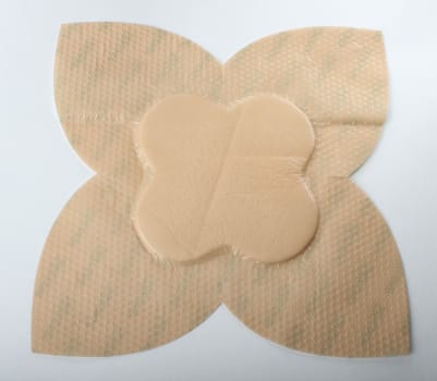 Kliniderm Foam Silikone Border, Multisite skumbandage med bred border, steril, 20 cm x 20 cm