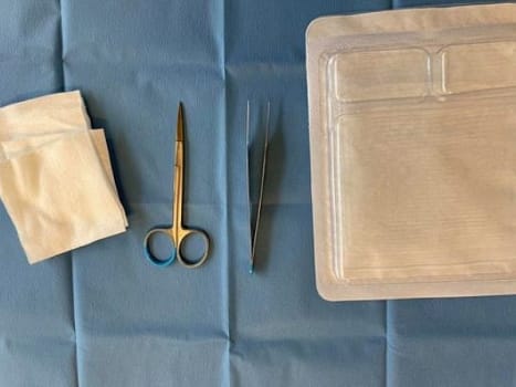 Danomed, skiftesæt engangs metal saks & pincet, steril