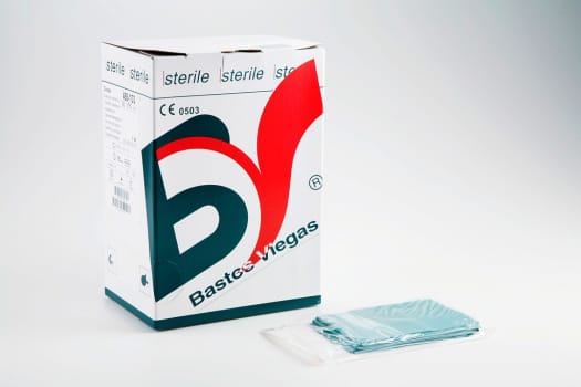 Bastos, afdækning uden klæb, 2 lag, steril, 75 cm x 90 cm