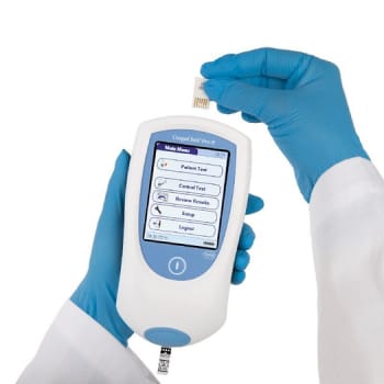 CoaguChek, Pro II INR apparat