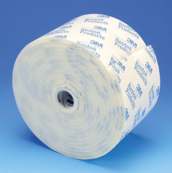 Reston, selvklæbende skumrulle, 10,2 cm x 4,57 m x 0,5 cm