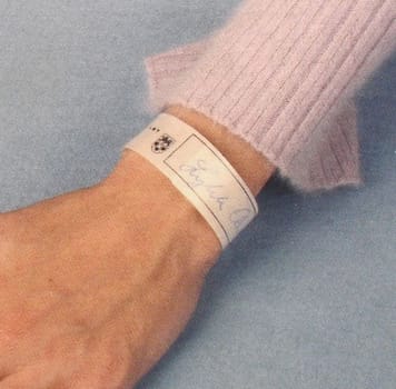 ID, neutralt patientarmbånd, voksen