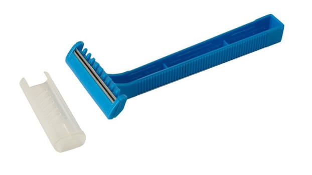 Mediq, barberskraber, dobbeltskær, engangs