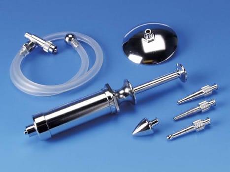 Henke-Sass Wolf, automatisk øreskyllesprøjte metal, komplet i etui, 10 ml