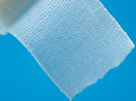 Nobahaft Fein, selvhæftende fikseringsbind, latexfri, 4 cm x 20 m