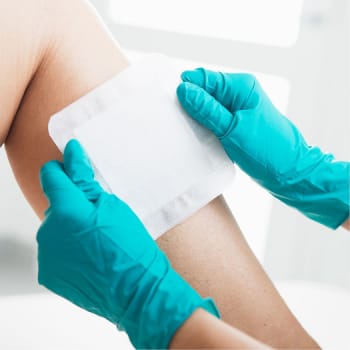 DryMax, højabsorberende kompres, 10 cm x 10 cm