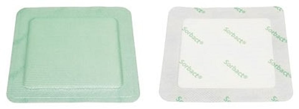 Sorbact Superabsorbent, Bakteriebindende superabsorberende bandage, steril, 10 cm x 10 cm