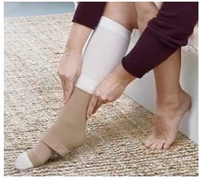 Actico UlcerSys behandlerstrøm, 1 yderstrømpe SAND, 2 inderstrømper HVID, medium/standard