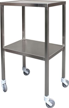 Rustfrit instrumentbord, med 4 svingbare hjul Ø75mm, 2 med bremse, 50 cm x 36 cm x 85 cm