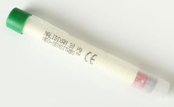 Rosco Neo-Sensitabs, resistenstabletter, Nalidixan 30 µg