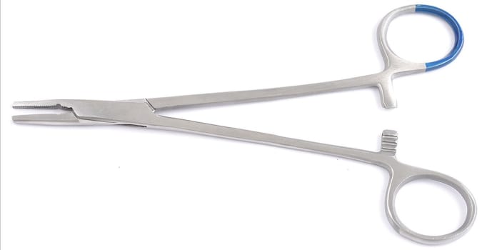 Crile wood neulankuljettaja steriili kertakäyttöinen 15 cm