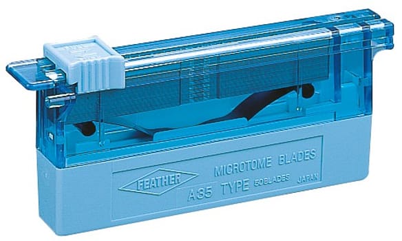 Mikrotomiveitsen terä kk Feather A-35