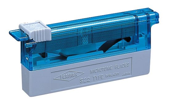 Mikrotomiveitsen terä kk Feather S-22