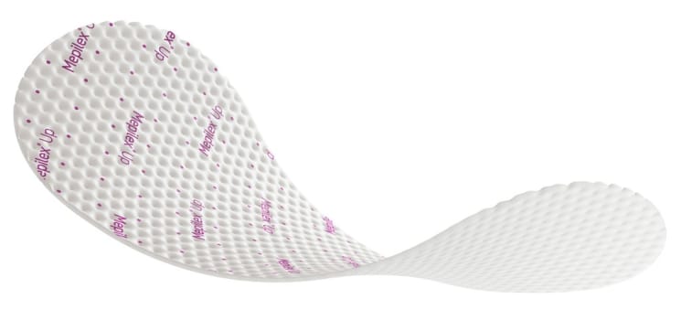 Mepilex Up, skumbandage med Safetac og eksudatkanaler, steril, 20 cm x 20 cm