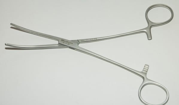 Arterieklemme buet 20cm