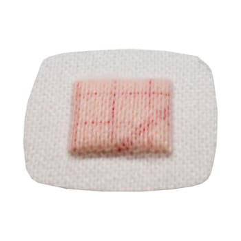 Bandasje skum PolyMem nw m/fikser 2,5x2,5cm hvit