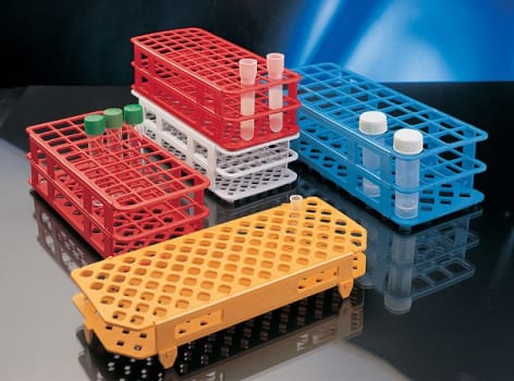 Stativ plast 30mm 24 rør hvit