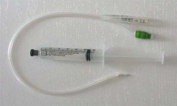 Urinkateter AquaFlate CH12 41cm Tie 10 ml förfylld spruta helsilikon