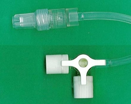 3-vägskran Codan slang 15cm vit. Steril, DEHP-fri PVC