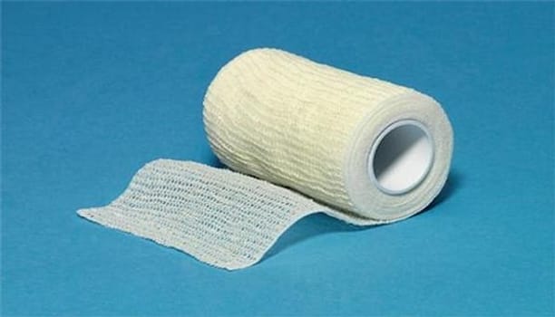 Fixeringsbinda Solifix 4cmx4m vit kohesiv elastricitet 110%