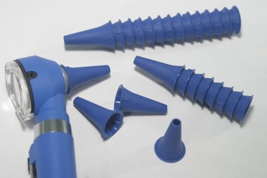 Örontratt 4mm blå plast