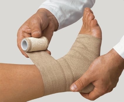 Klisterbinda Porelast 10cmx2,5m elastricitet 80%