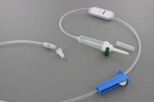 Infusionsaggregat Codan luftat 165cm. Steril, backventil PVC-fri