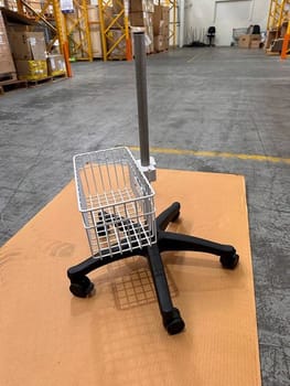 Cocoon vagnstativ med korg
