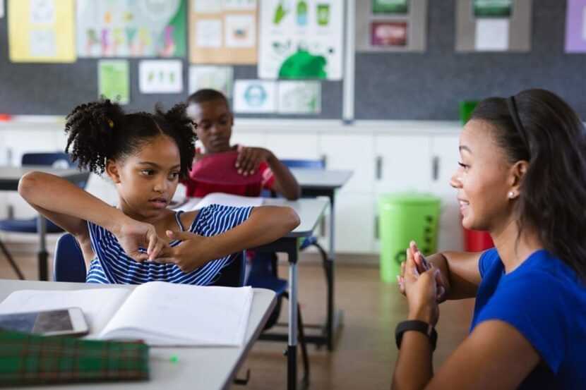  Libras na escola: inclusão e acessibilidade 