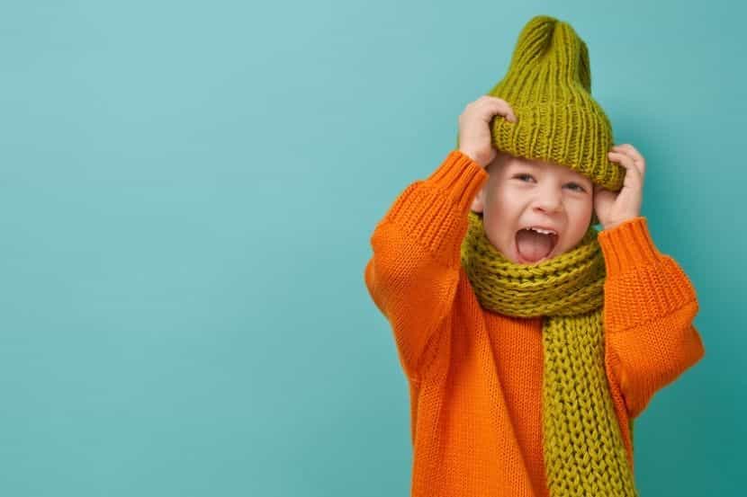  Como se esquentar no frio da escola​? Veja dicas práticas 