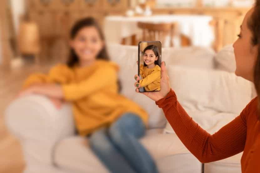  O que é Sharenting? Descubra quais são os riscos da prática 