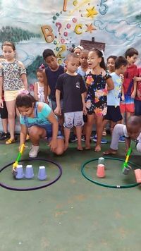 Escola Waléria Calazans Associado A Creche Babysitter - Imagem 3