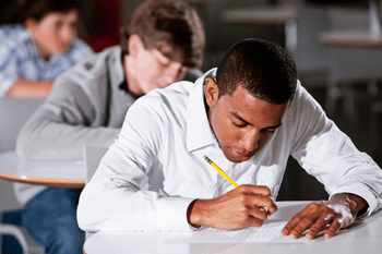 Imagem para o artigo Enem 2024: veja as 50 melhores escolas do Brasil no exame