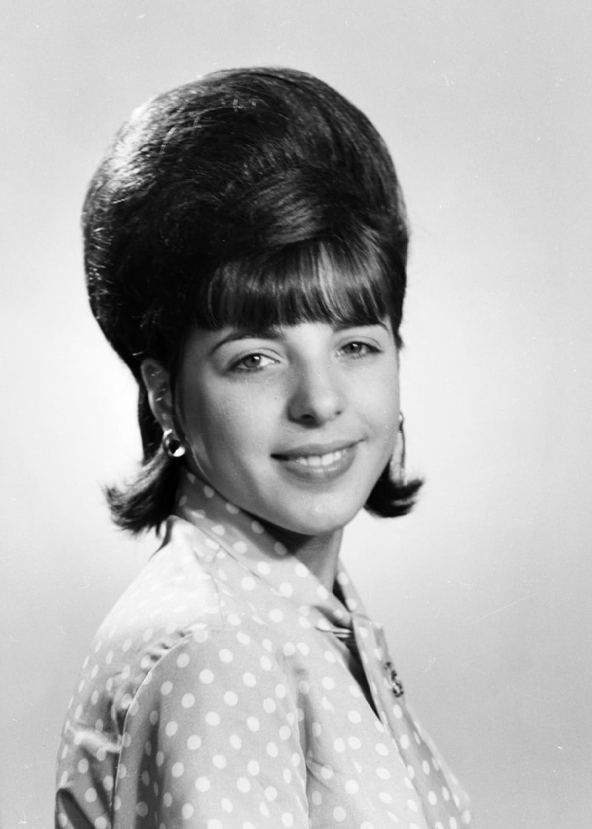 © Museum Appenzell_Bienenkorbfrisur Foto-Werner-Bachmann um 1960