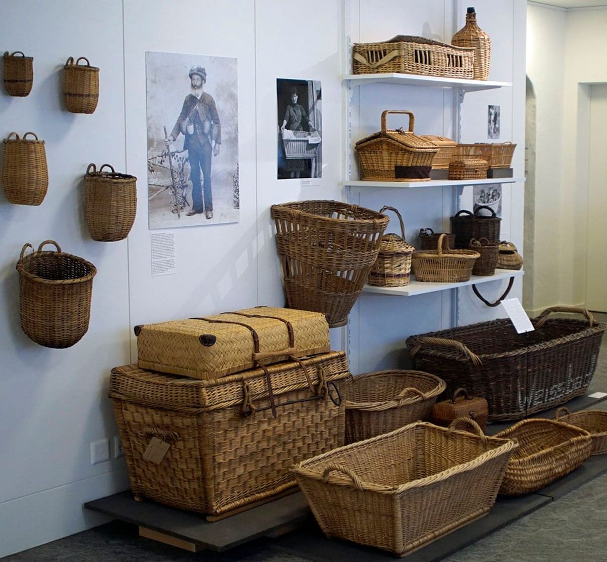 © Museum Appenzell Blick In Die Ausstellung Tragen Und Transportieren