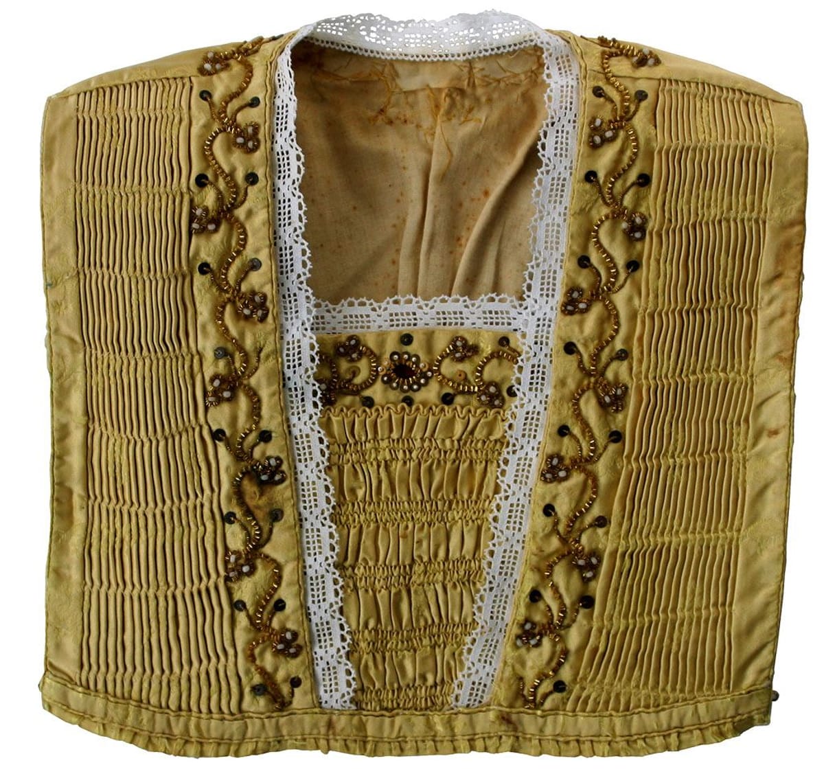 © Museum Appenzell_Einfarbiges Brüechli mit Perlen Pailletten und Goldfäden um 1890